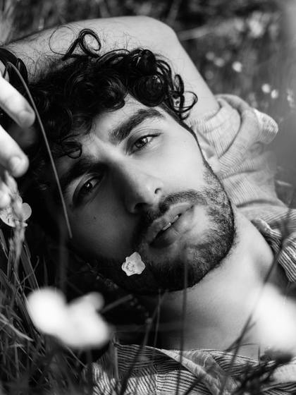 DIMITRIOS T.      professional dancer 