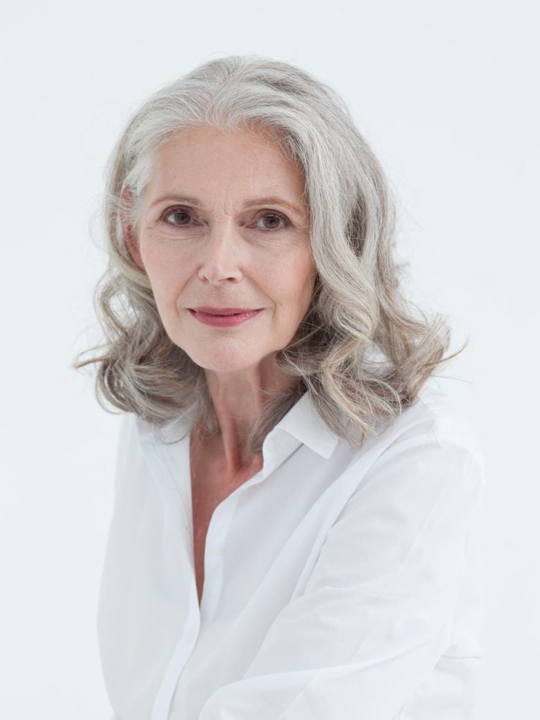 BARBARA LUTZ / Modelbook / Portfolio / Comp Card / NO TOYS MODELAGENCY  Dsseldorf