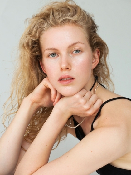 MARIA J.