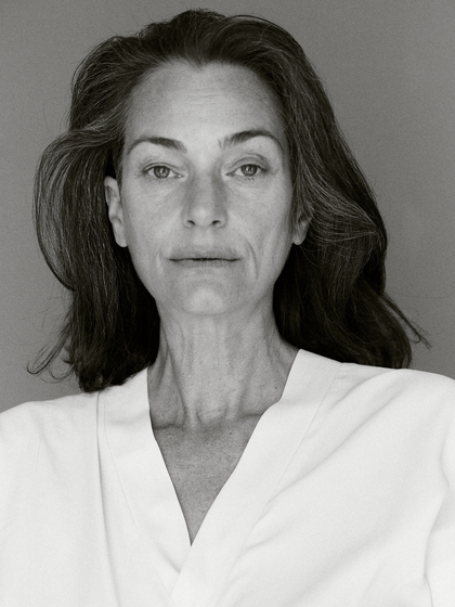SIMONE VAN BAAL